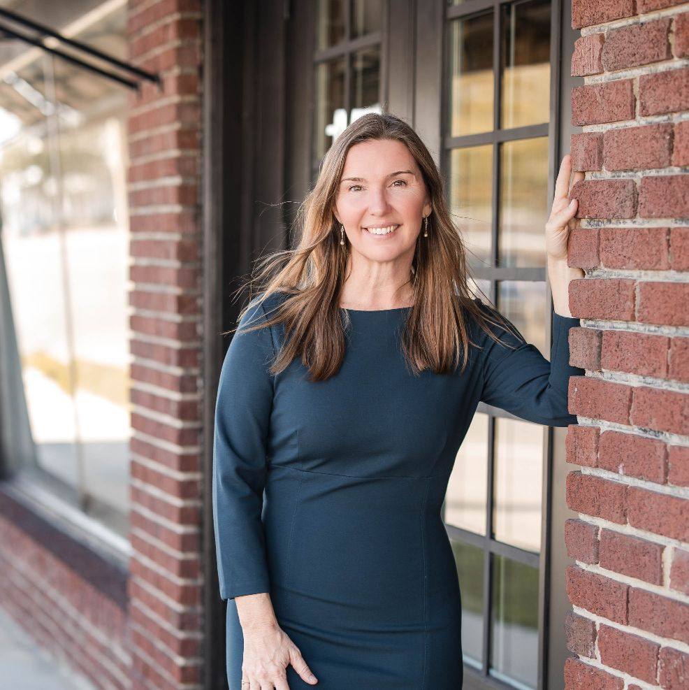 Jena Dennis, Broker and Owner of Great Expectations Realty